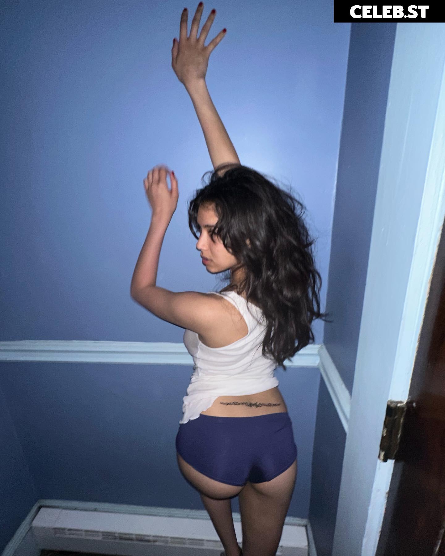 Anika Vishwanath | Bimbus2000 | Anikaisfamous Image 12615225