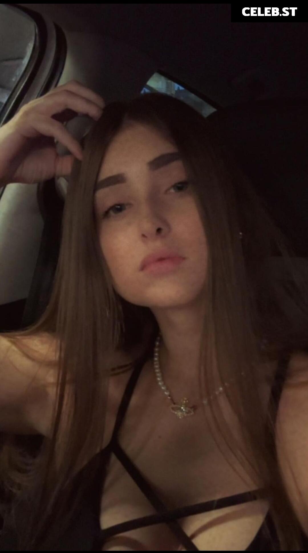 Celina Heinrichs Image 126149