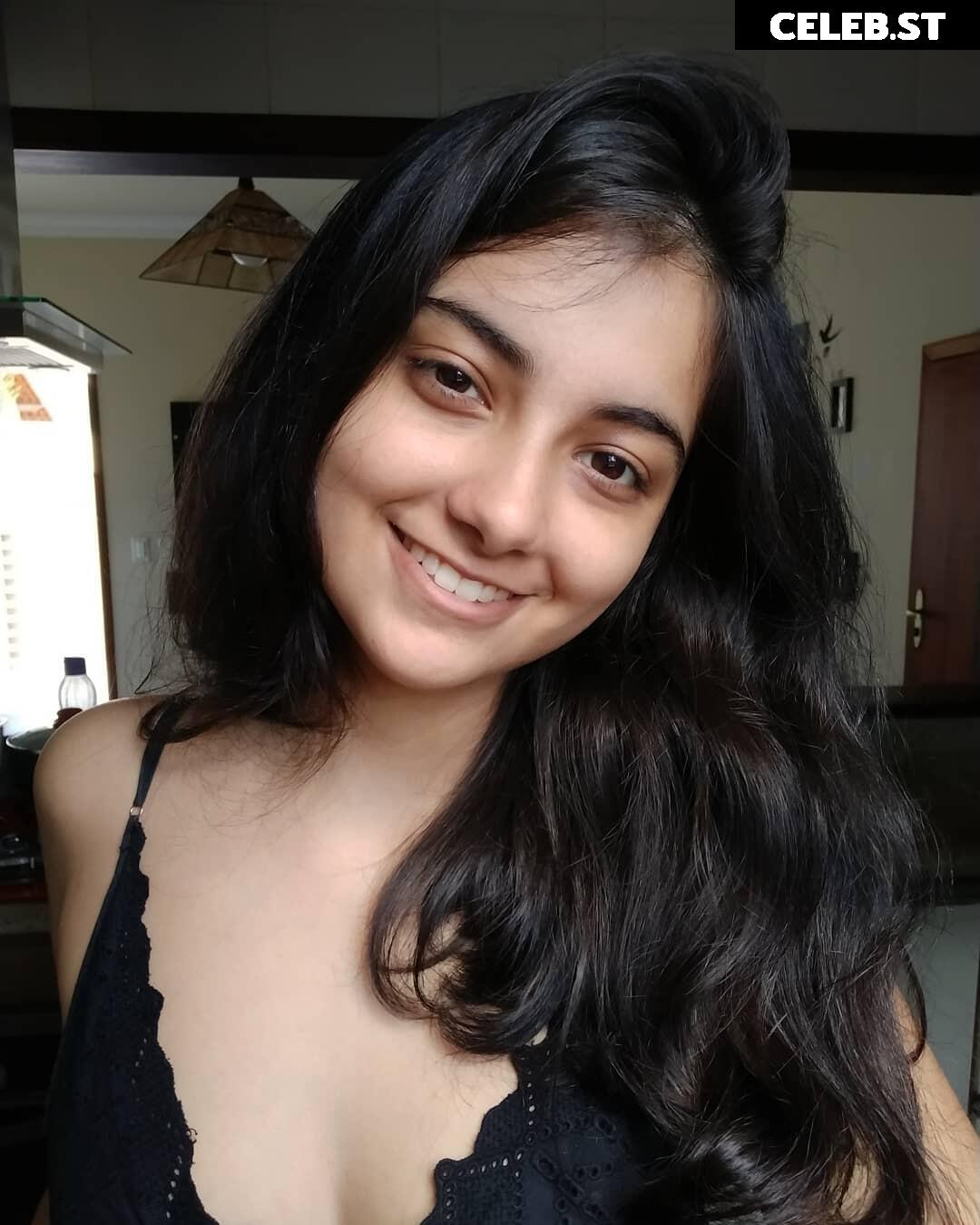 Yulla Image 12624410