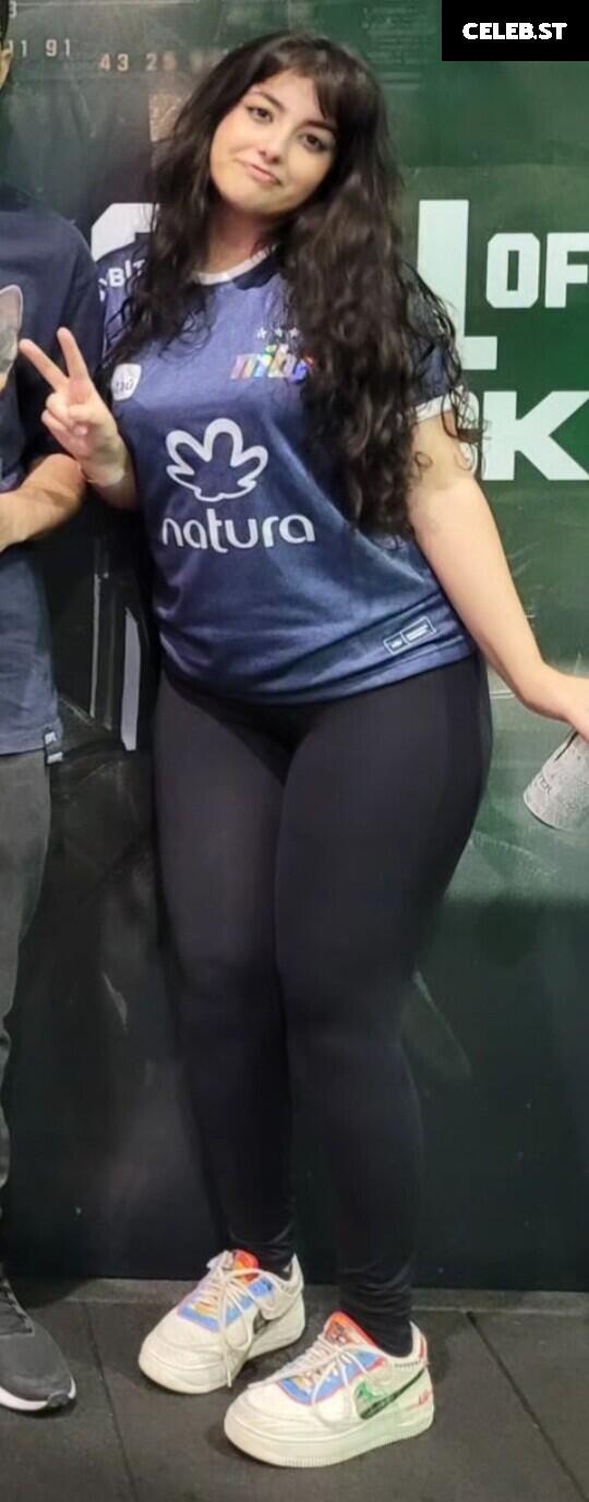 Yulla Image 12624419