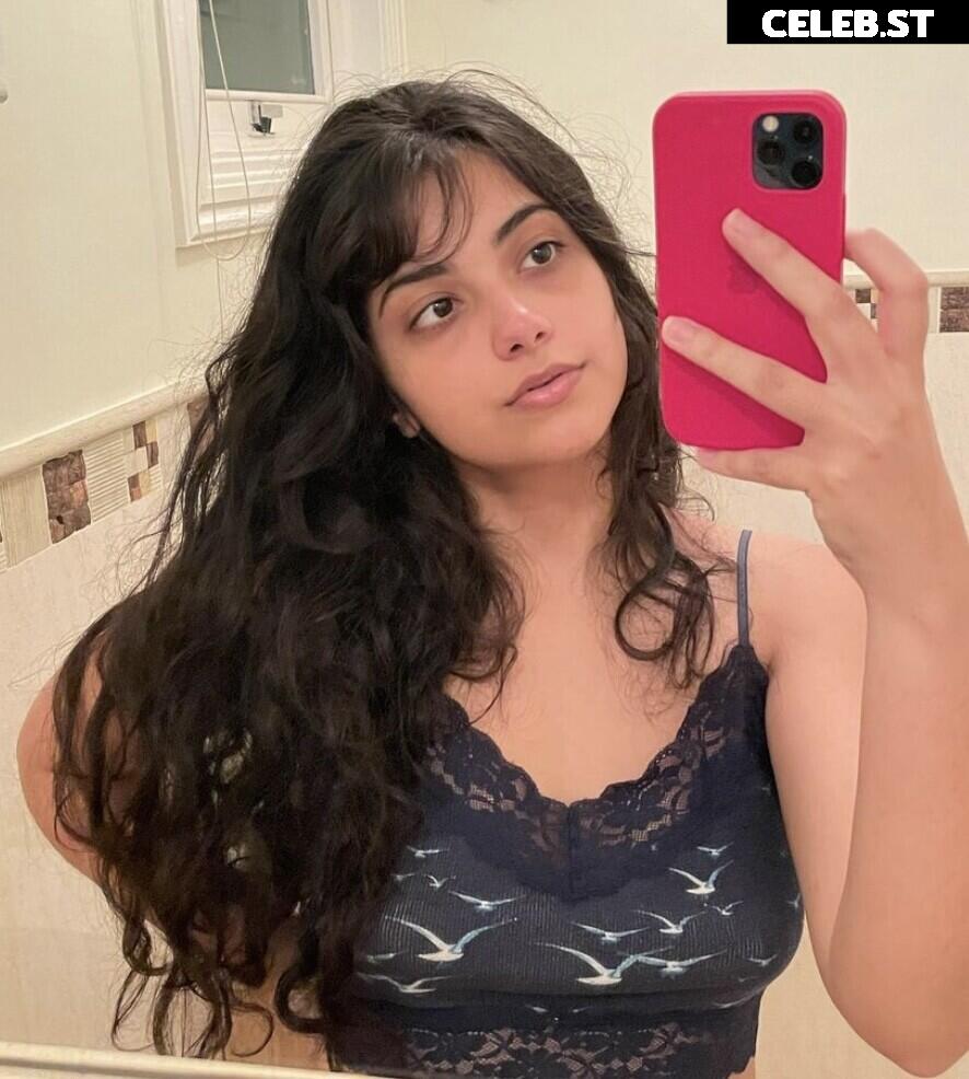 Yulla Image 12624401