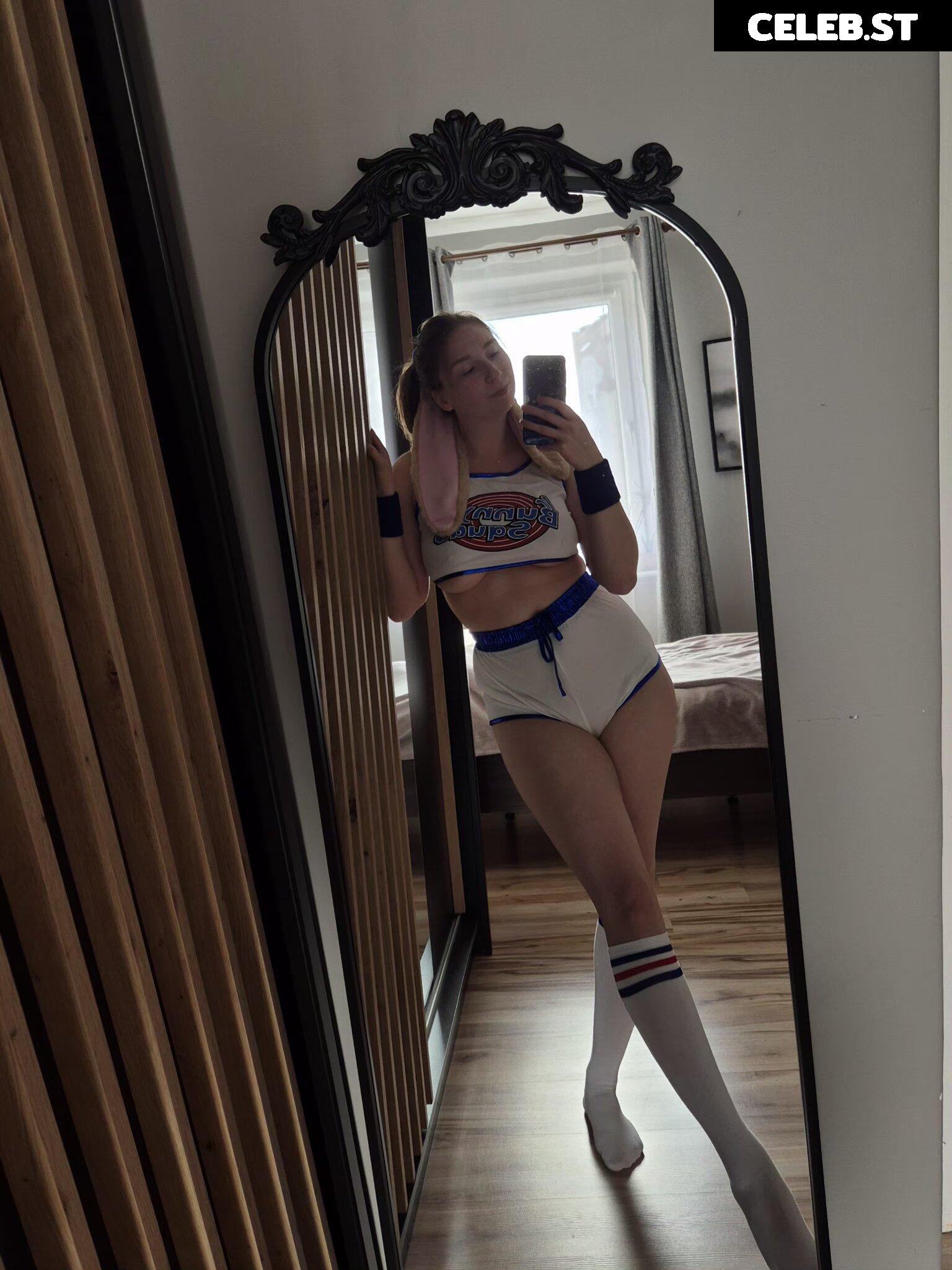 @xgeishaxx @xcarolajnx Image 12695227