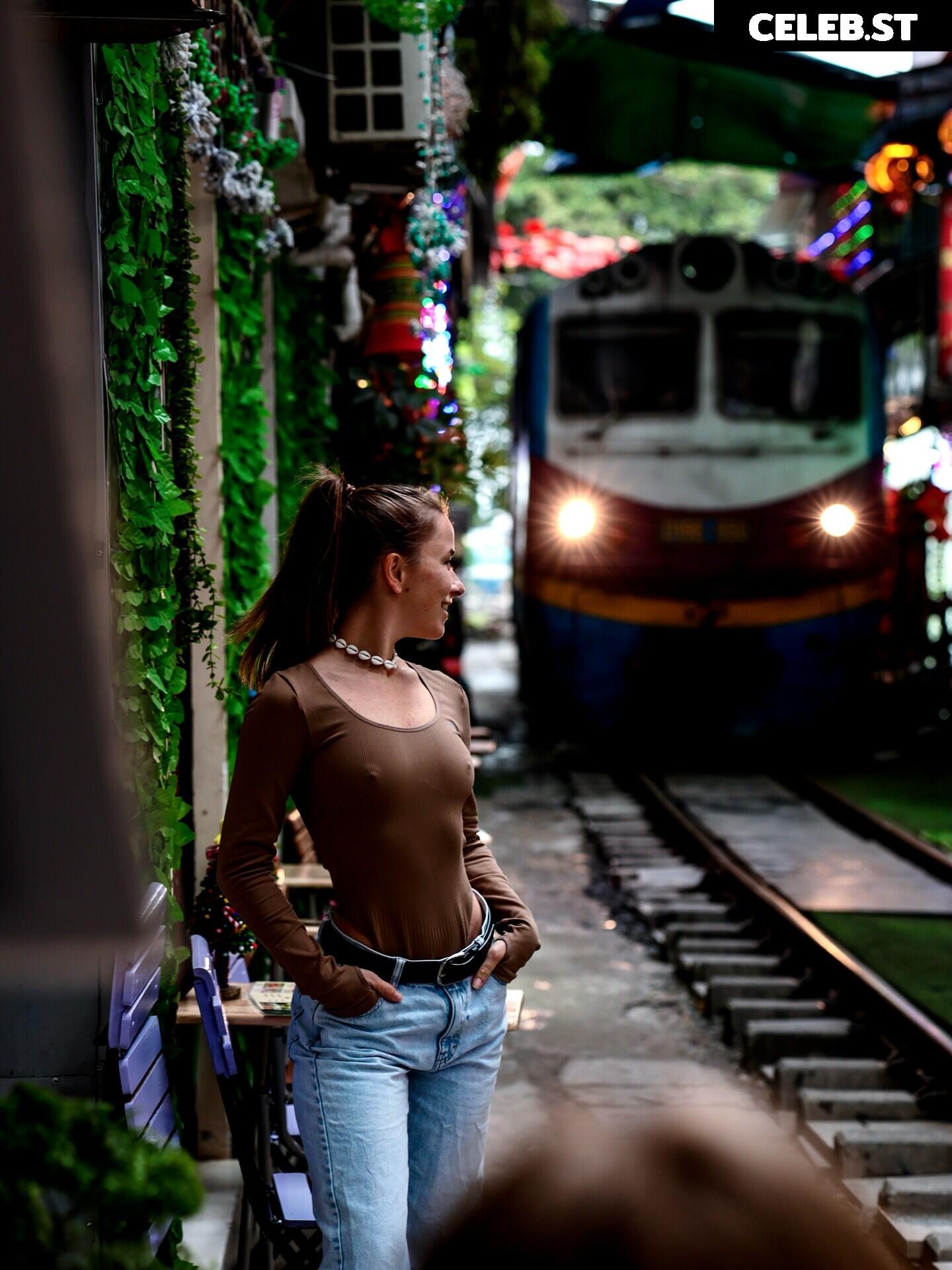 Manon Muccioli Image 12680026