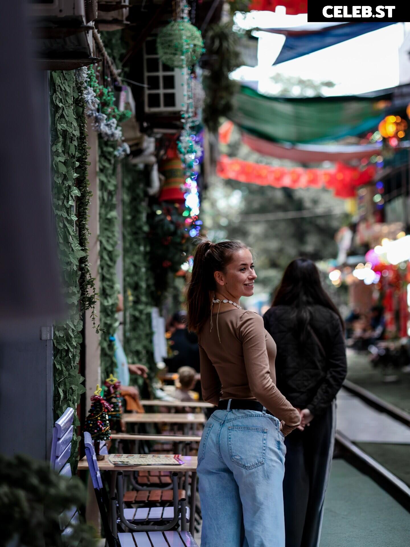 Manon Muccioli Image 12680024