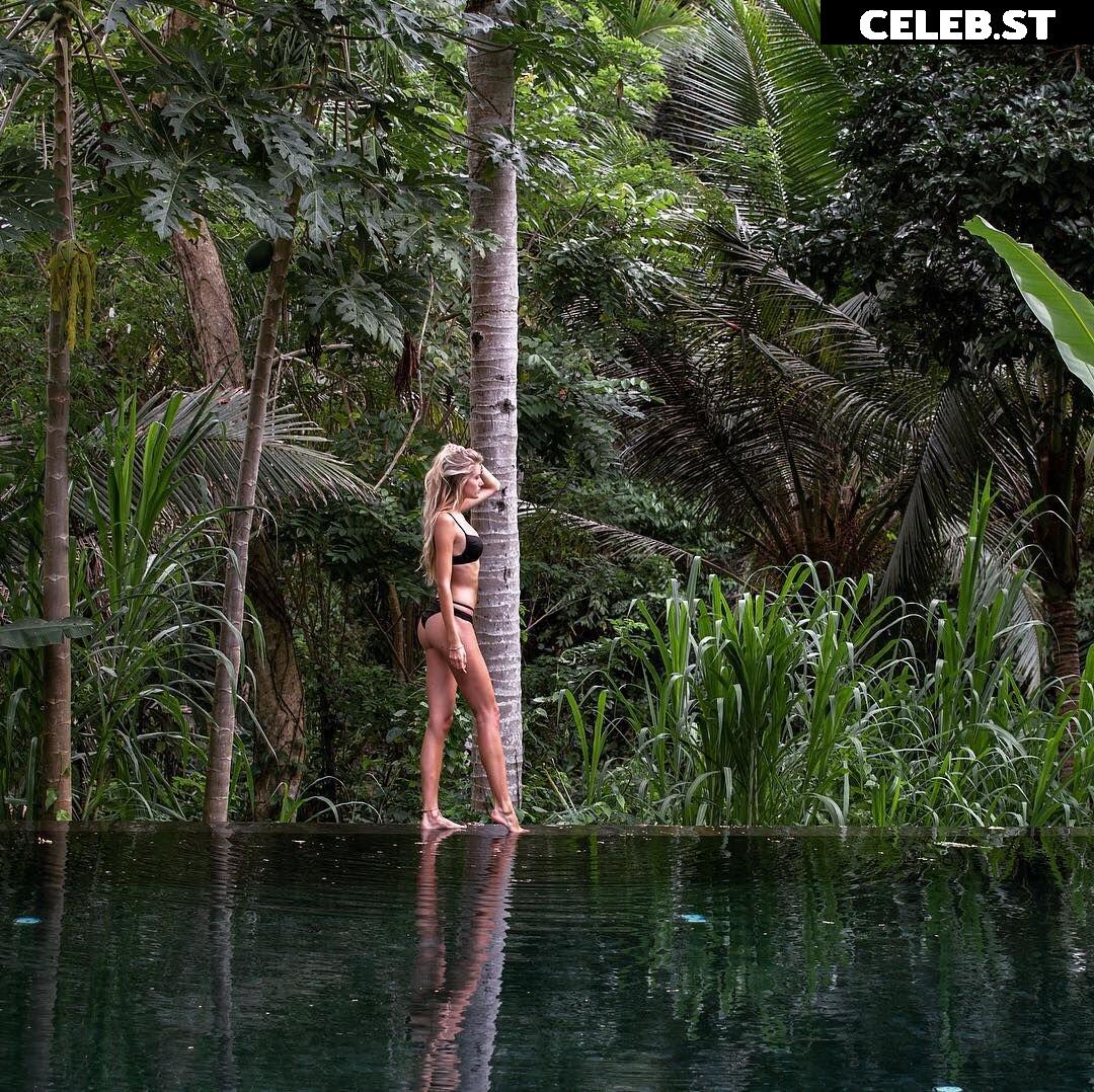 Alica Schmidt - German Athlete Image 12555376