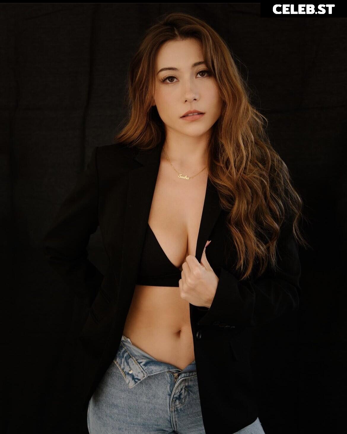 Sasha Emiri/Sander Image 12554816