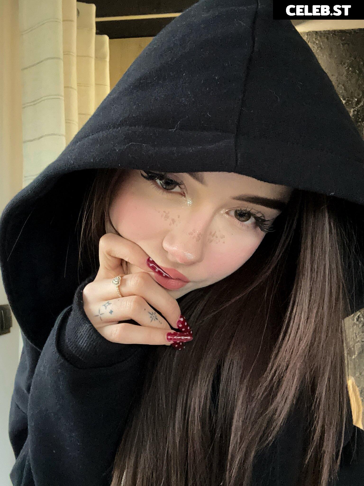 Mela Pustelnik / melapustelnik / melciapustelnik Image 12554430