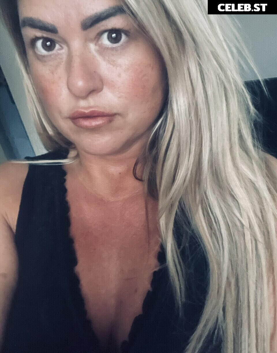 Karen Danczuk Image 12554226