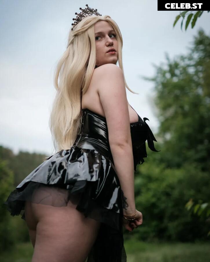 bella__55411 Image 12551889