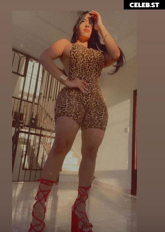 Yinett Baez Image 12551819