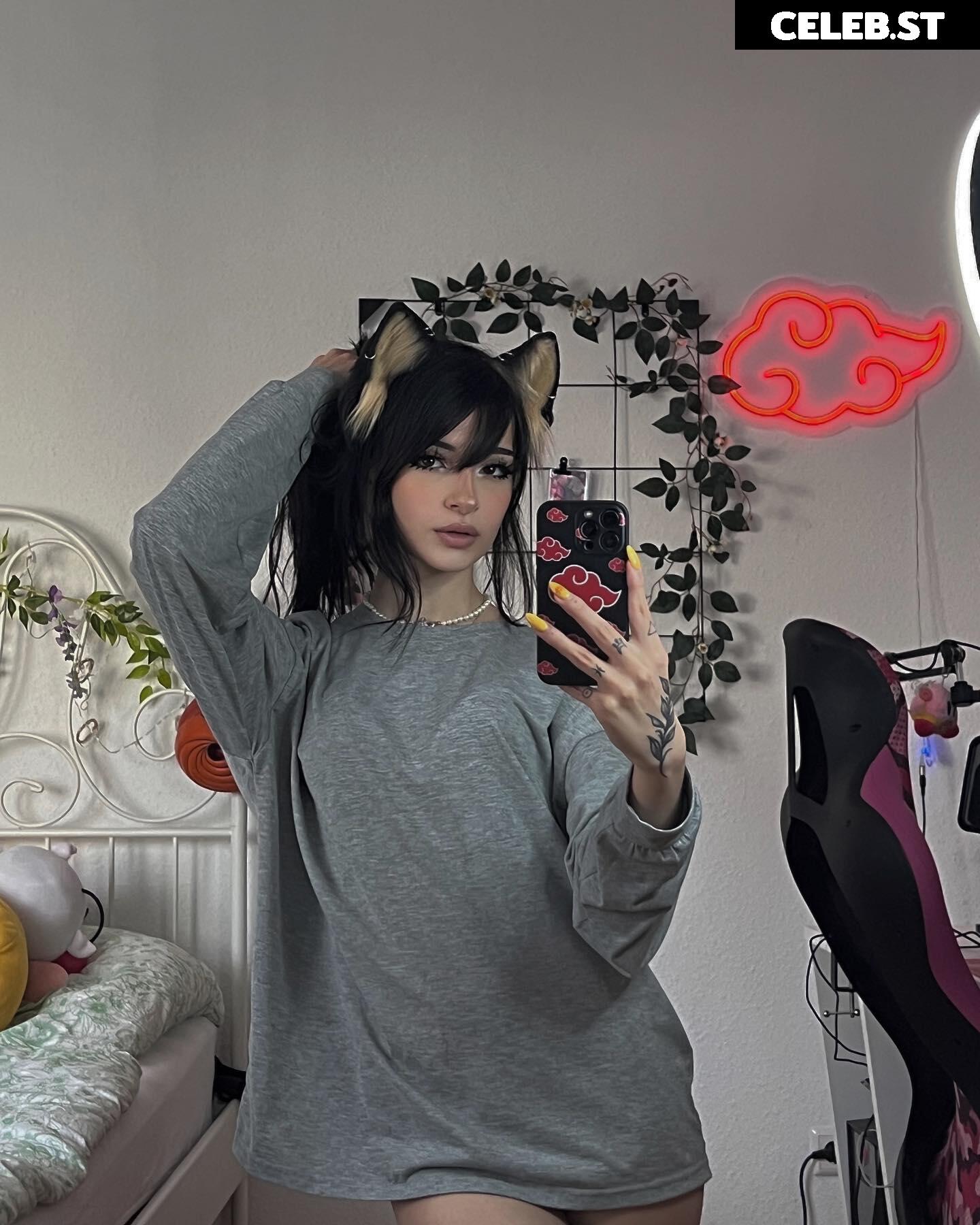 Cata Leyah / cata.leyah / cataleyah_ / leyahcata Image 12552515