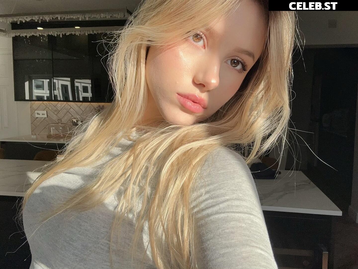 Kitty-Mae / kittymerritt Image 12552542