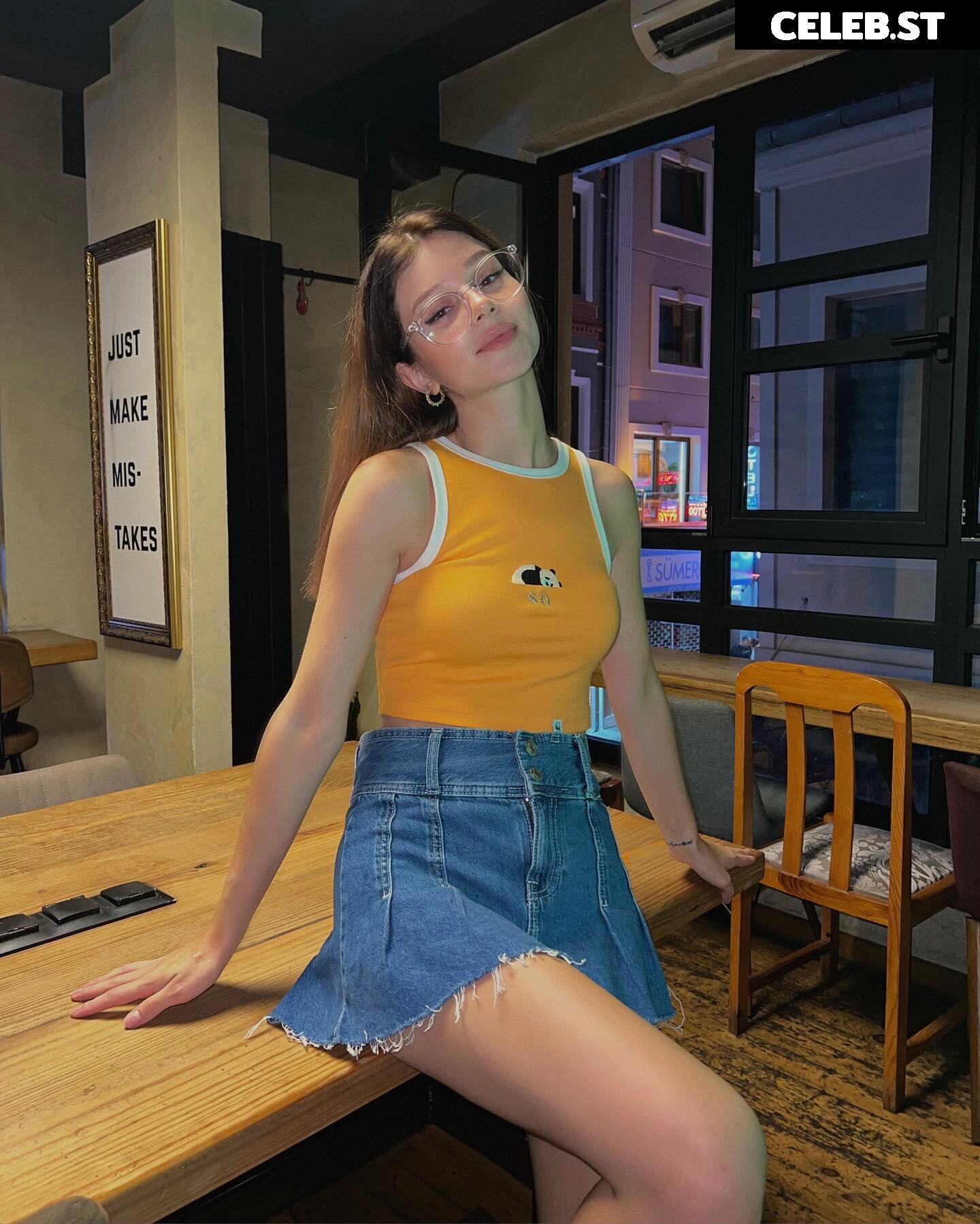 Sumru Özden / sumruozdenn Image 12552067