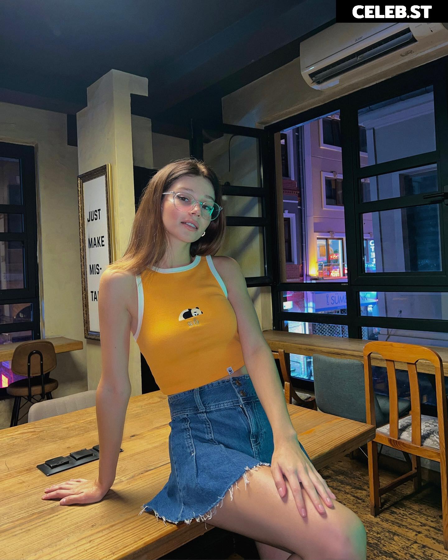 Sumru Özden / sumruozdenn Image 12552066