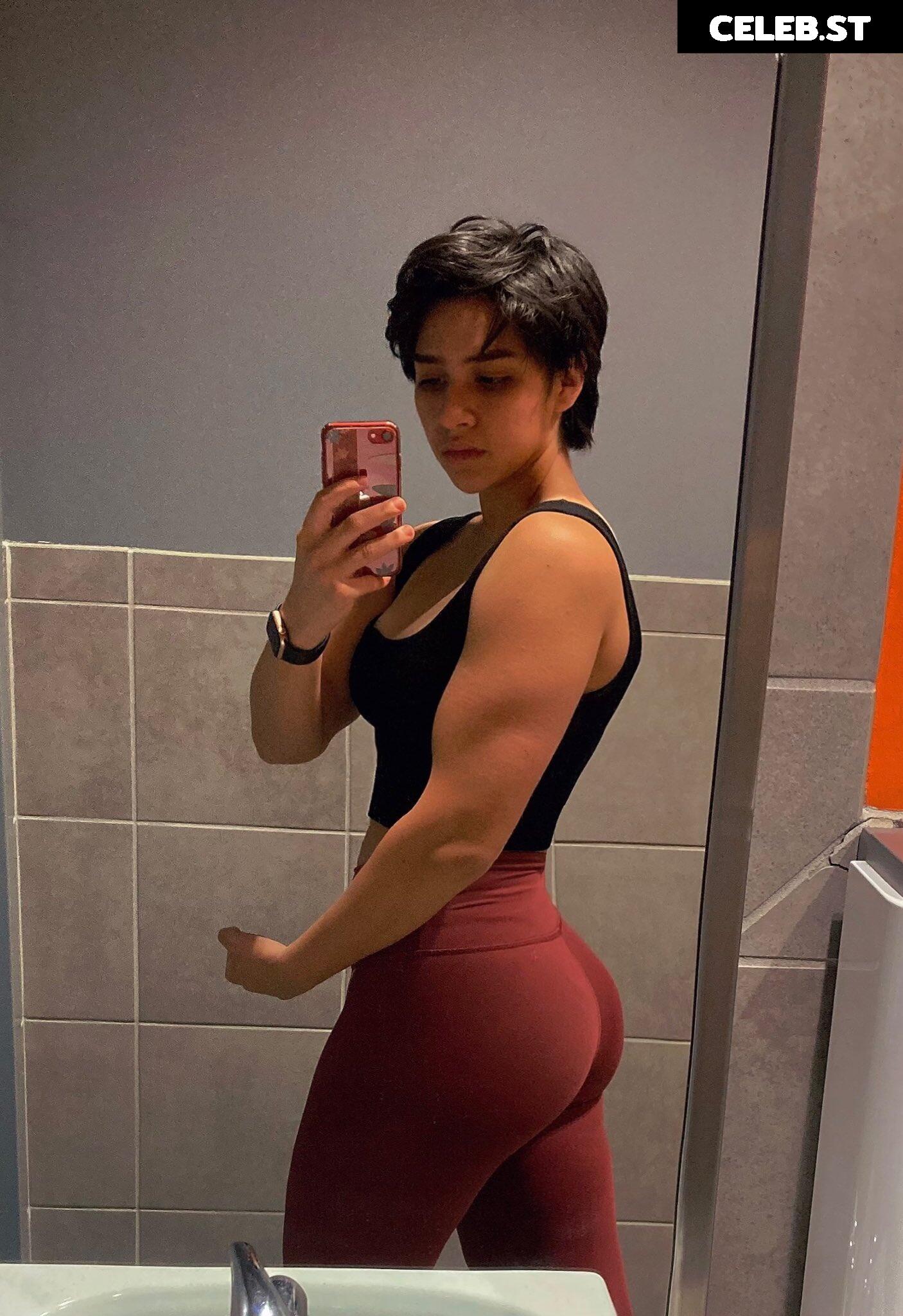 Kijaeha__ / liftwithysa Image 12565090