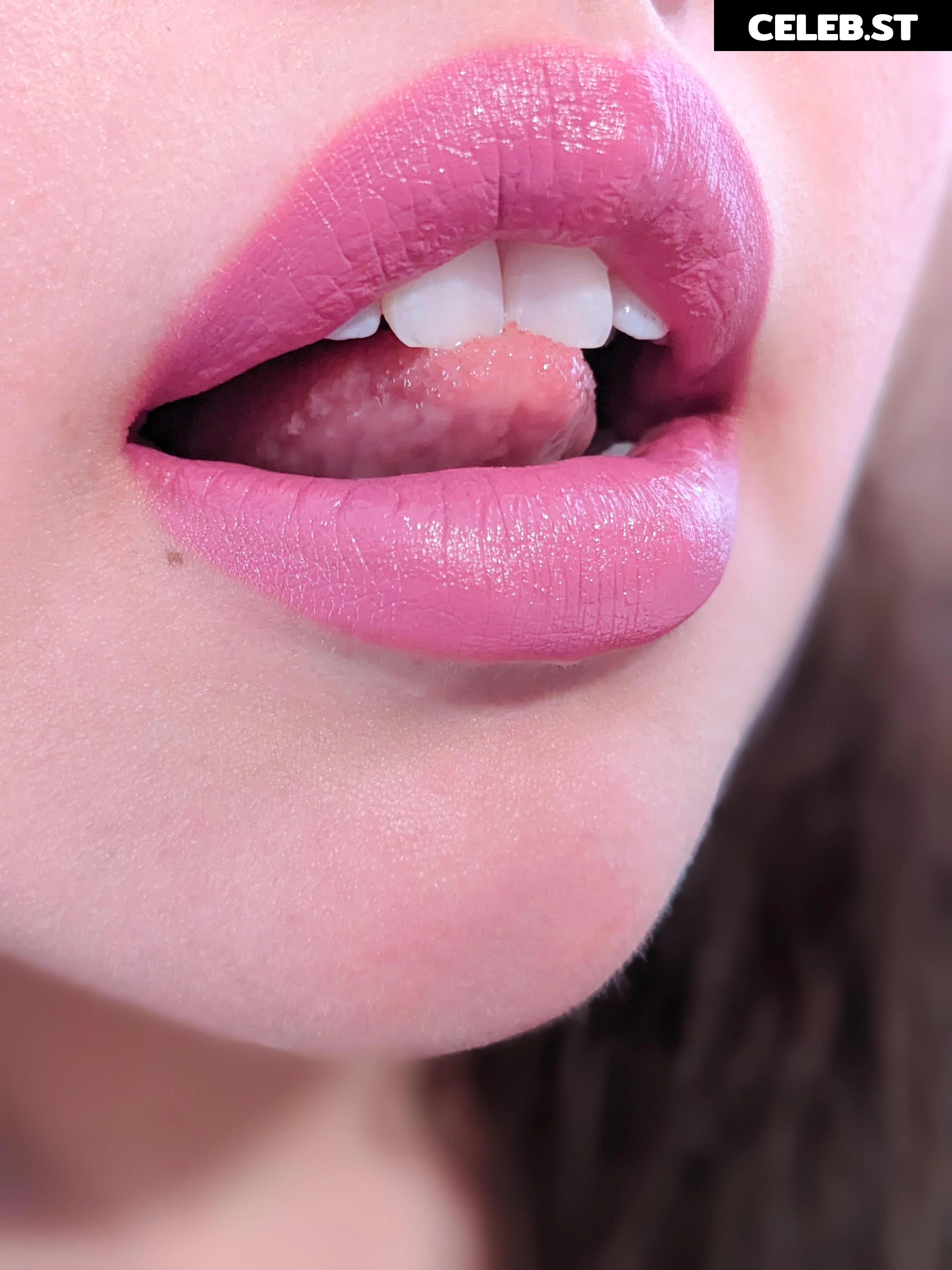 LovelyWatermelon1 / MoodyWatermelon1 Image 12564545