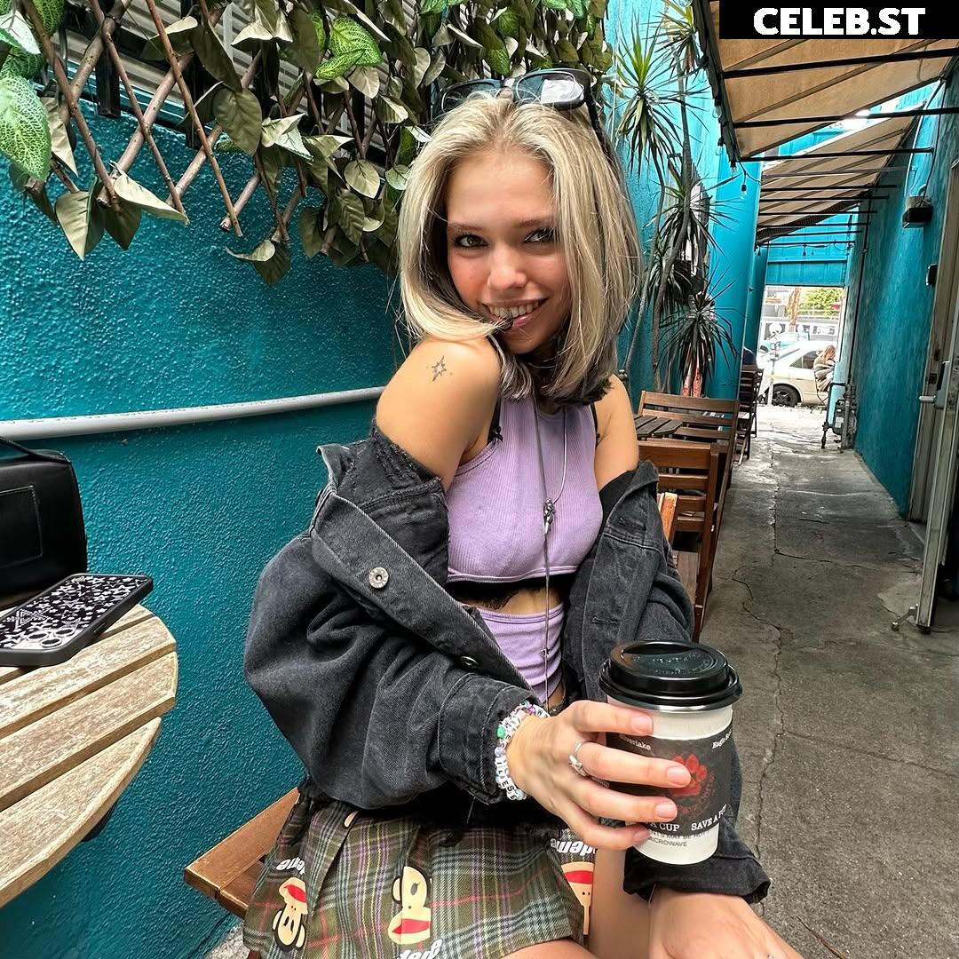 Salem Ilese / salemilese Image 12564488