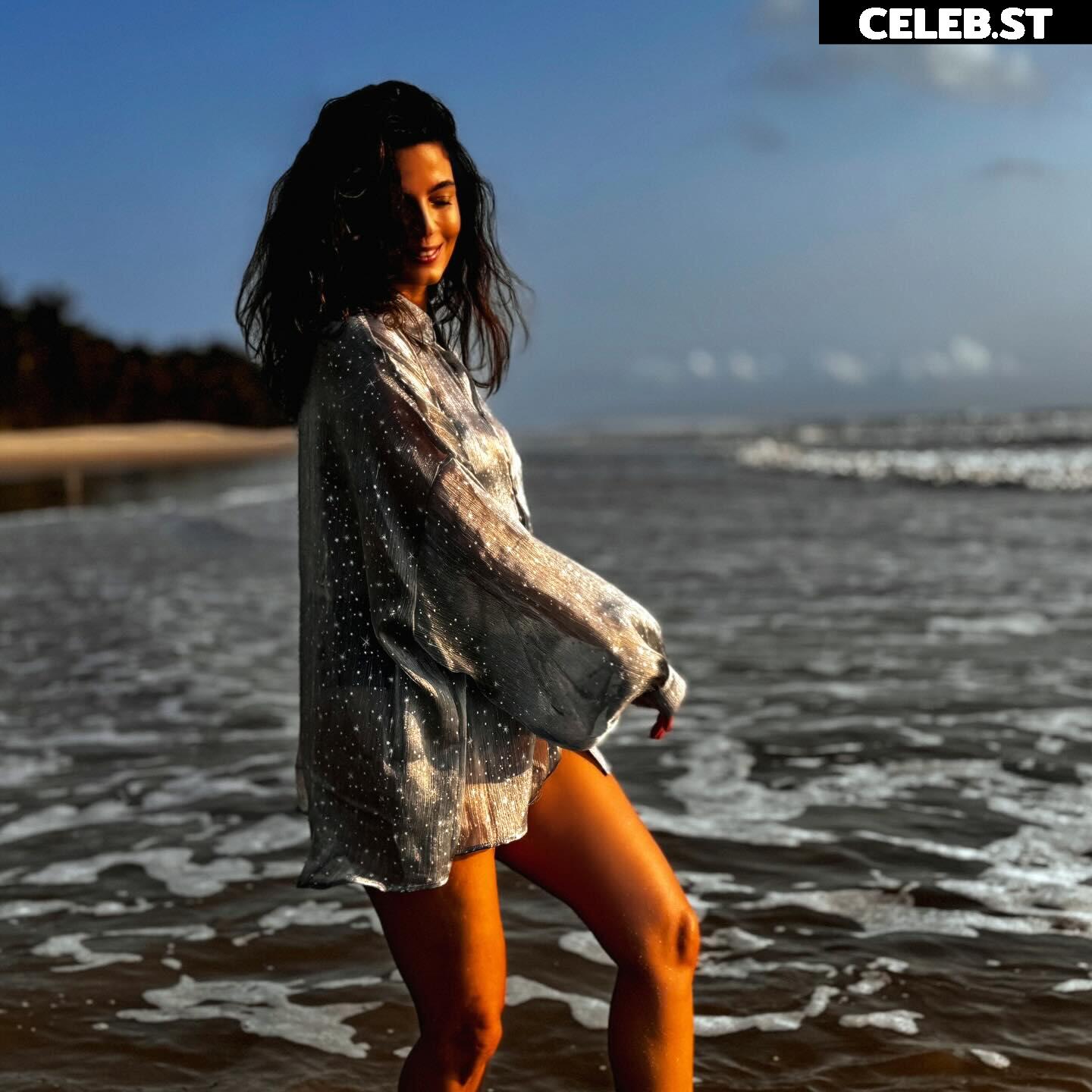 Emanuelle Araújo Image 12567006
