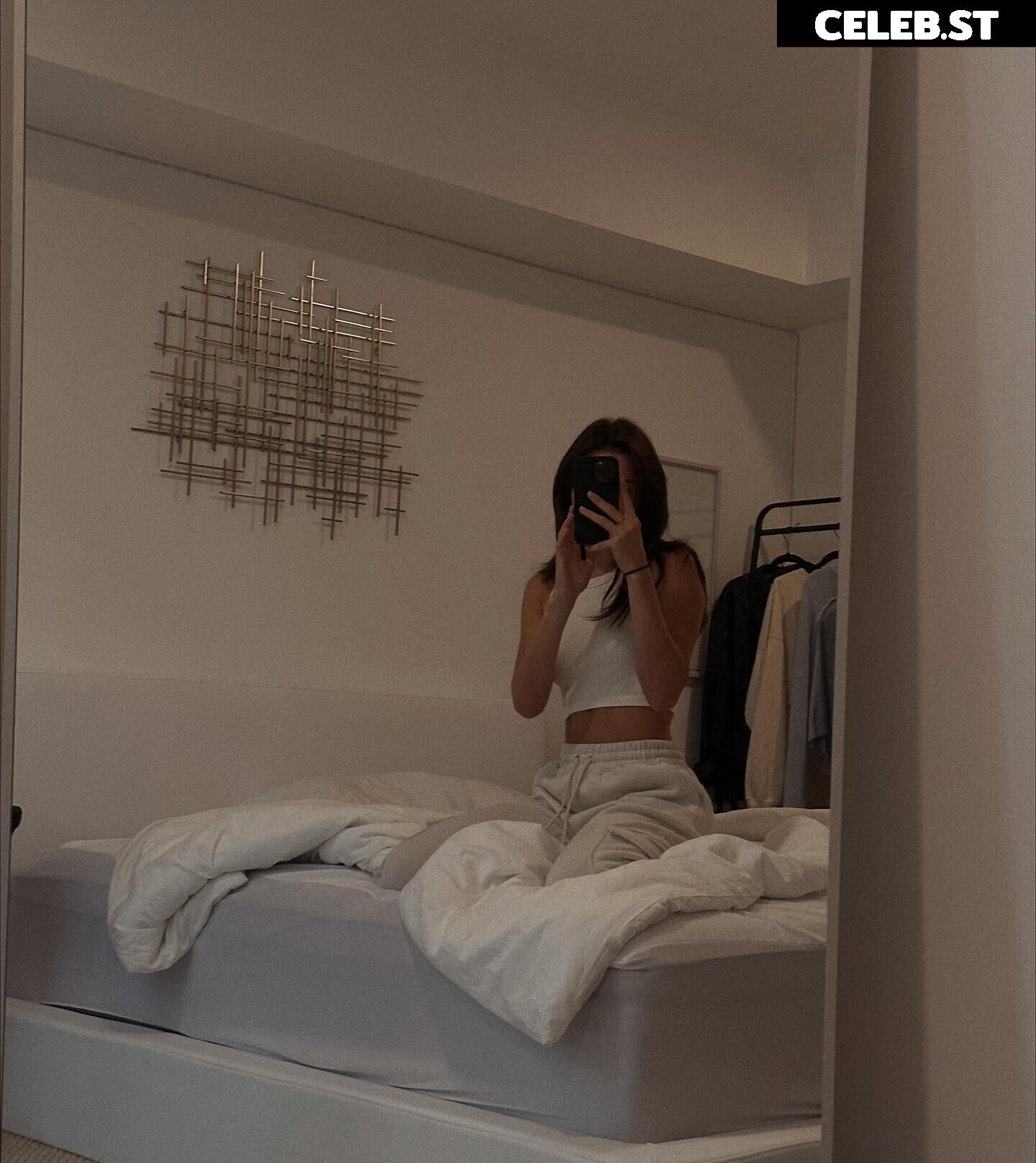 sav - savannah_demers - savannahraedemers Image 12578121