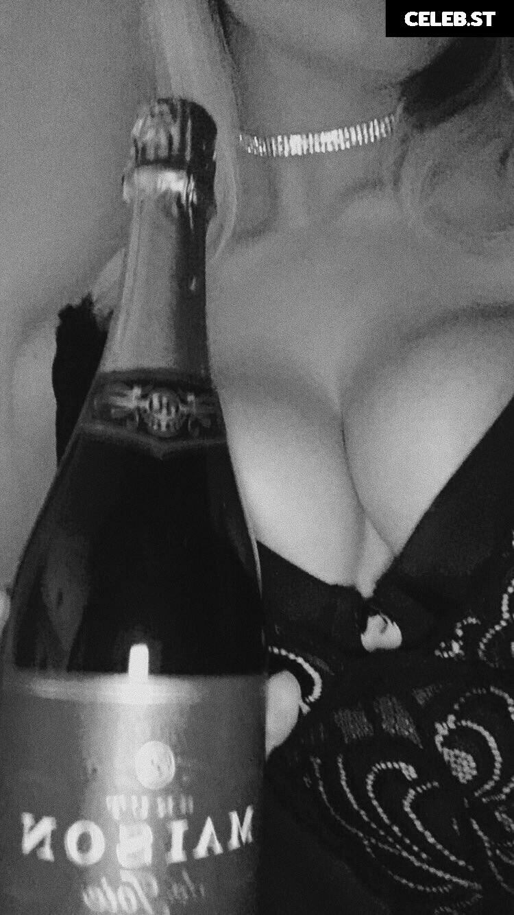 Slayyyter Image 12578361