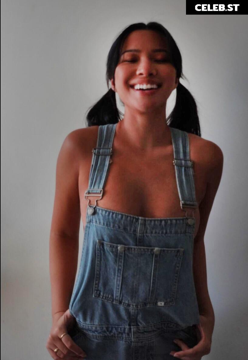 Julia Kelly Image 12575835