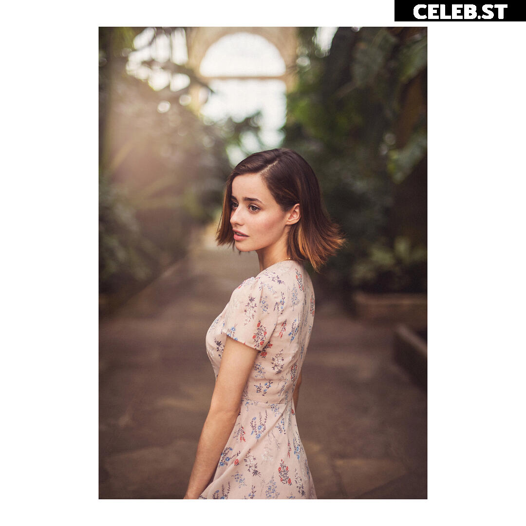Holly Earl Image 12576480
