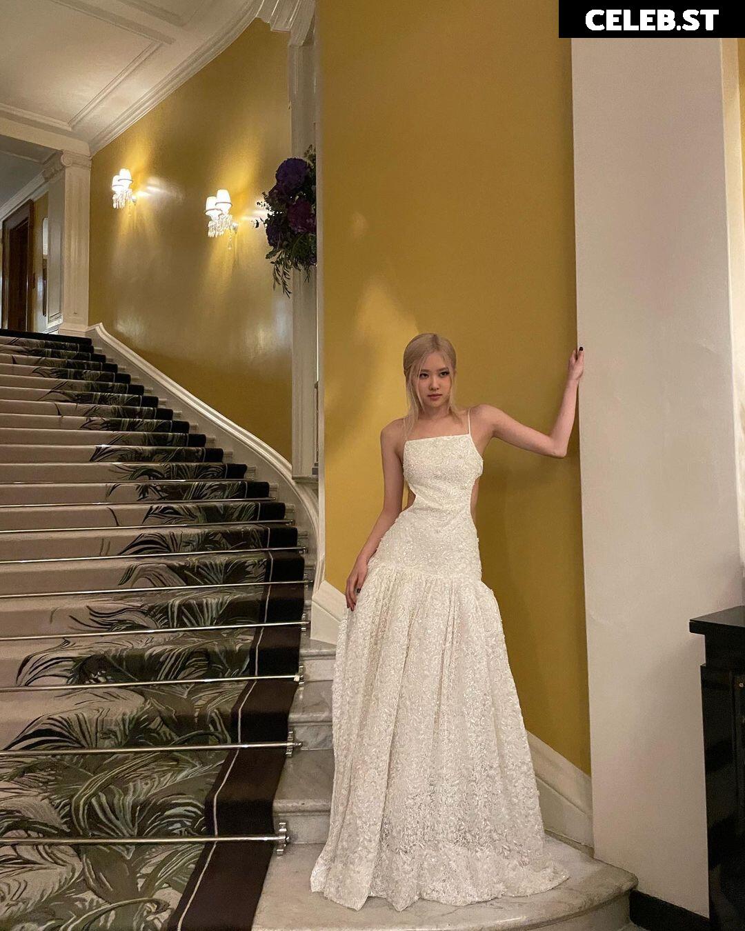 Rosé || Roseanne Park - BLΛƆKPIИK ( BLACKPINK ) Image 12576454