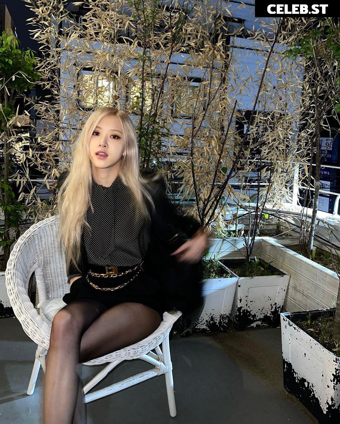 Rosé || Roseanne Park - BLΛƆKPIИK ( BLACKPINK ) Image 12576383