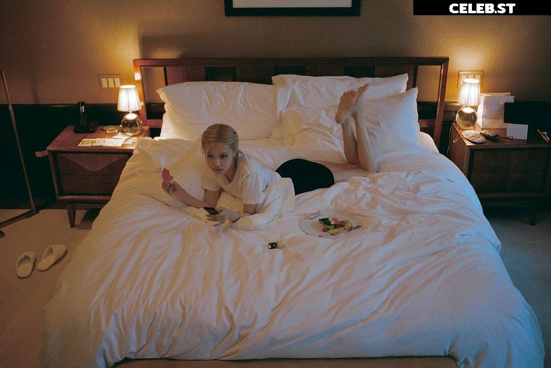 Rosé || Roseanne Park - BLΛƆKPIИK ( BLACKPINK ) Image 12576388