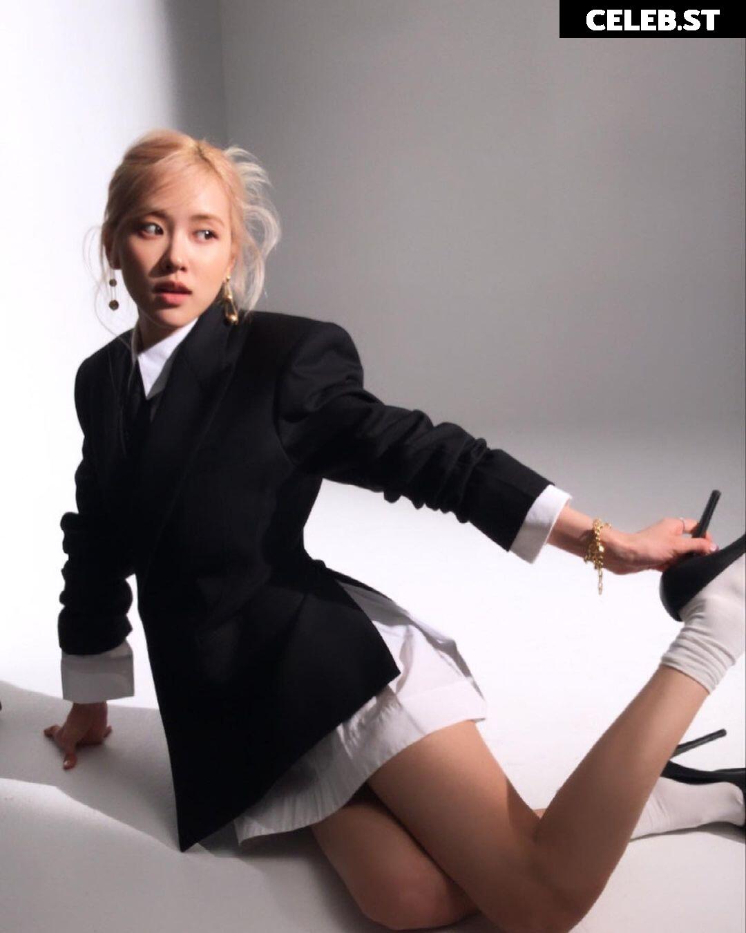 Rosé || Roseanne Park - BLΛƆKPIИK ( BLACKPINK ) Image 12576374