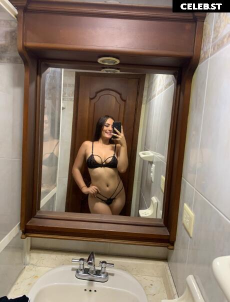 _hanna_tatum / jacob_hannaa / hannastark / _hanna_santana Image 12571191