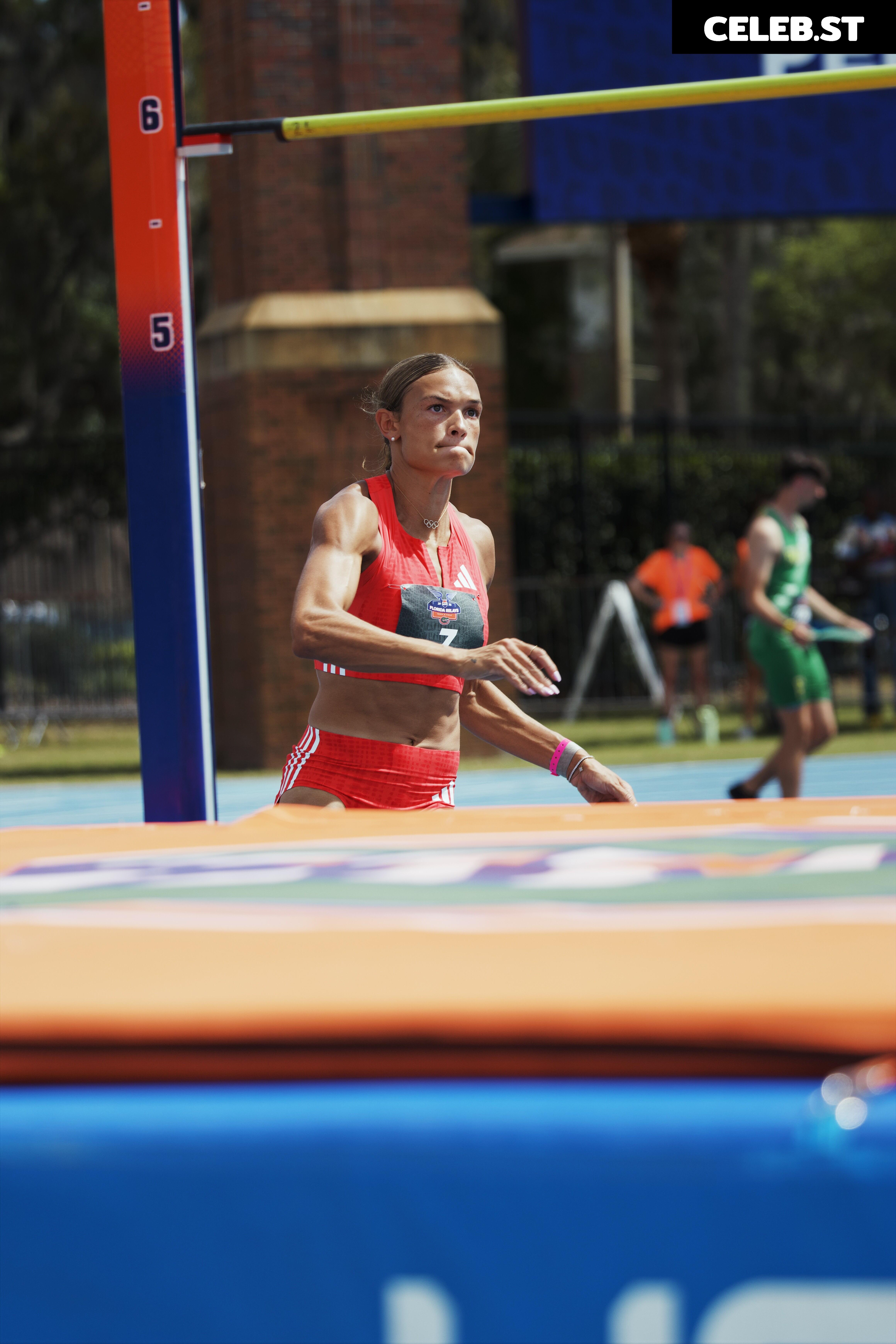 Anna Hall Image 12579133