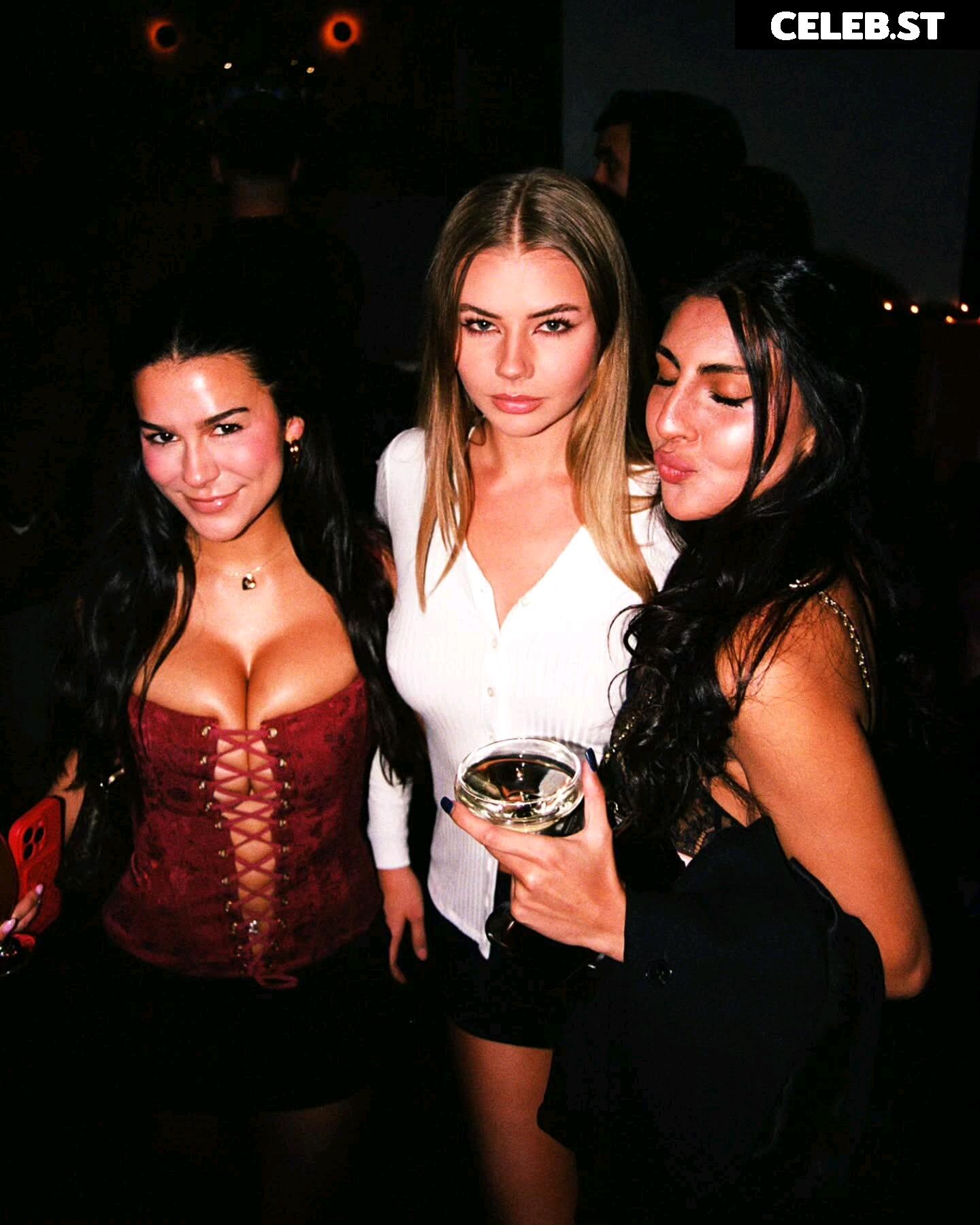 Genny Shawcross - Socials Image 12548929