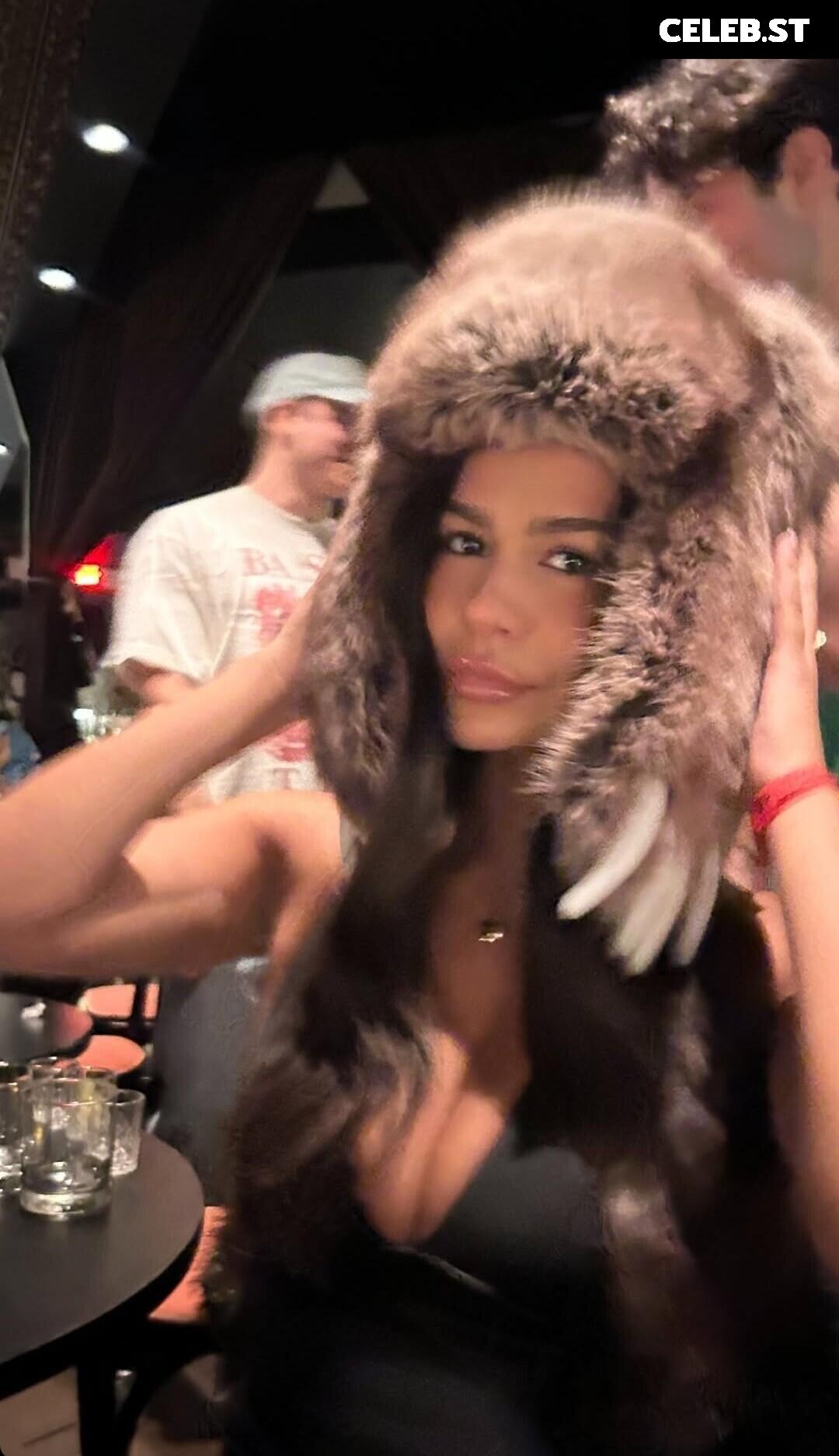 Genny Shawcross - Socials Image 12548932