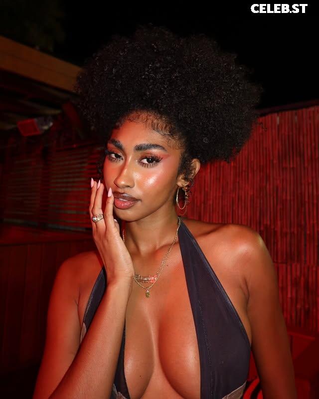 Jasmine Chola | Jasmine Blandford Image 12548715