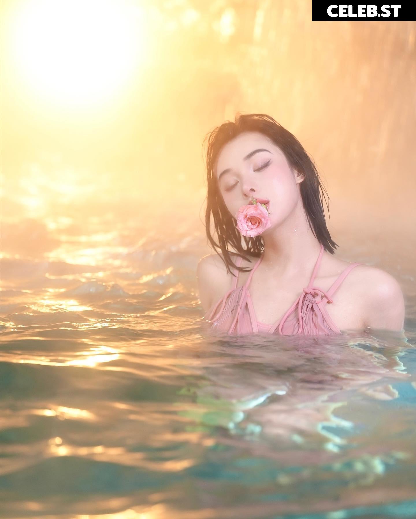 Ivy ai.lin20_ Image 12549163