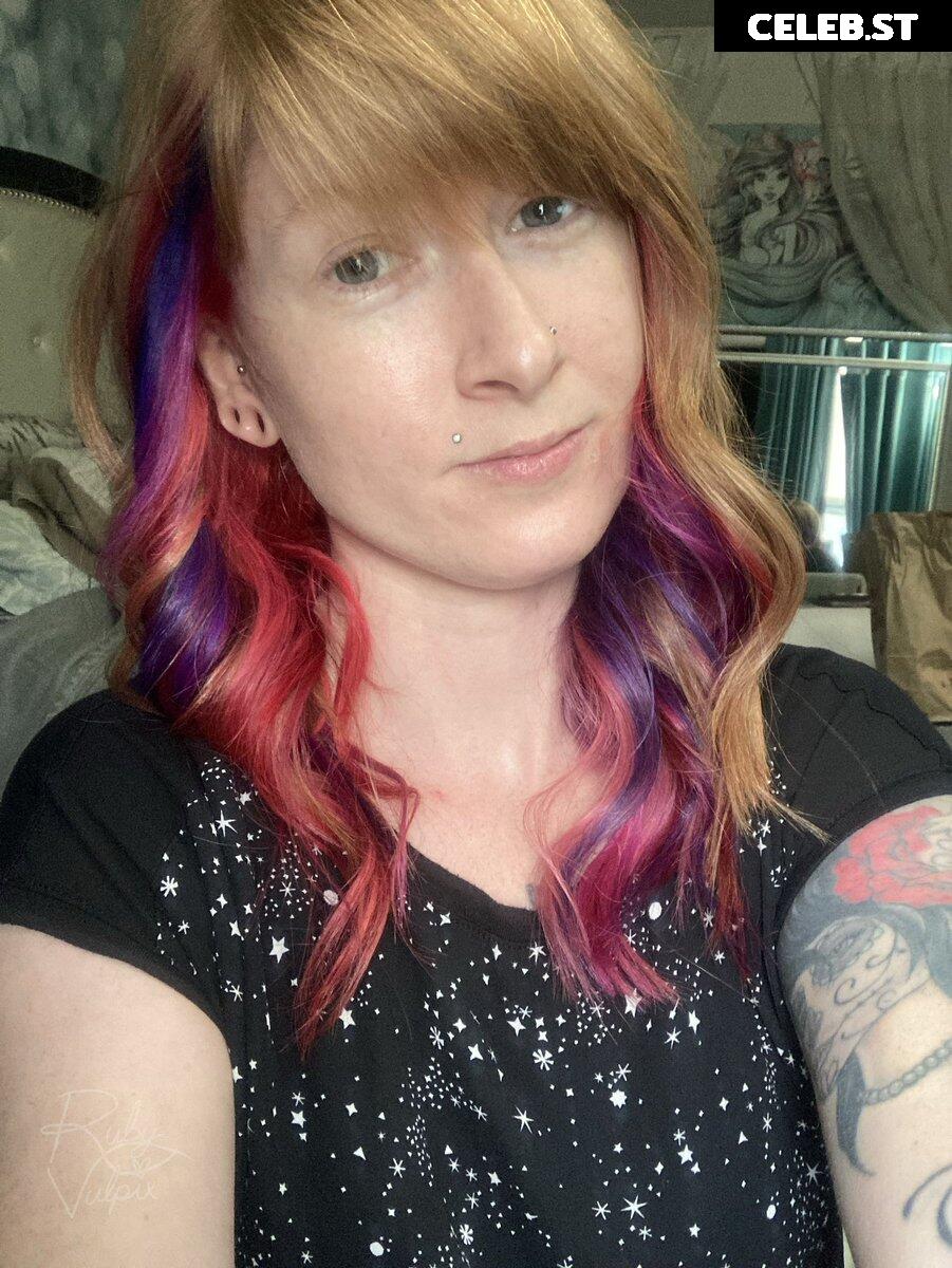 Ruby Vulpix Image 12518100