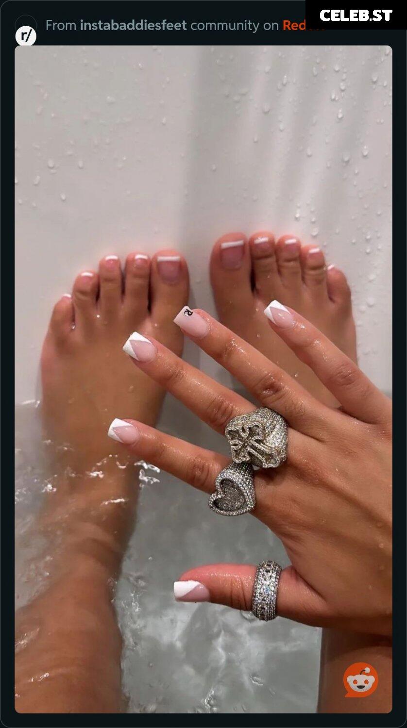 Queen Najia Image 12517314