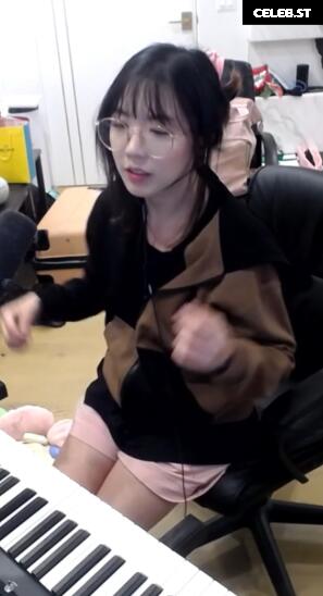 LilyPichu Image 12516592