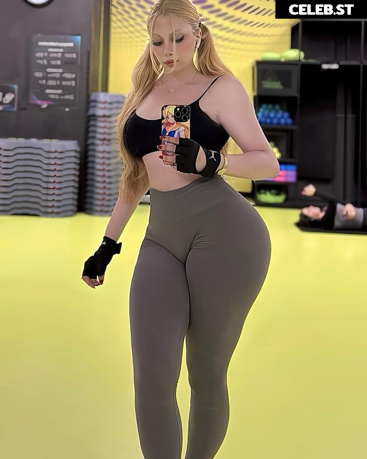 yagmuriave / Yagmur Dinc Image 12526835