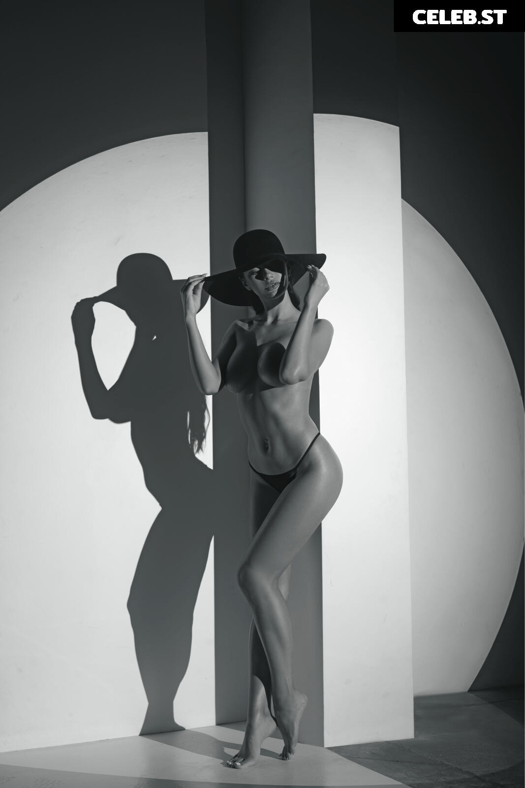 Yana Koshkina Image 12521985