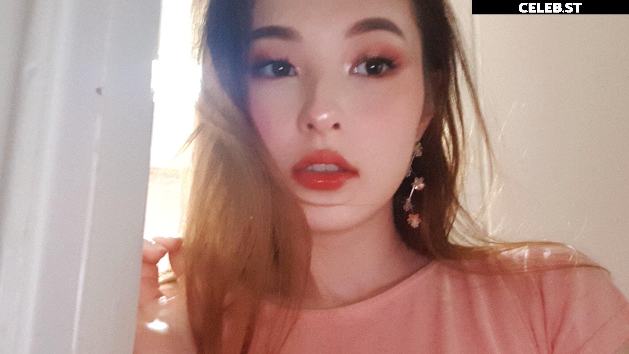 Tinakitten Image 12521411