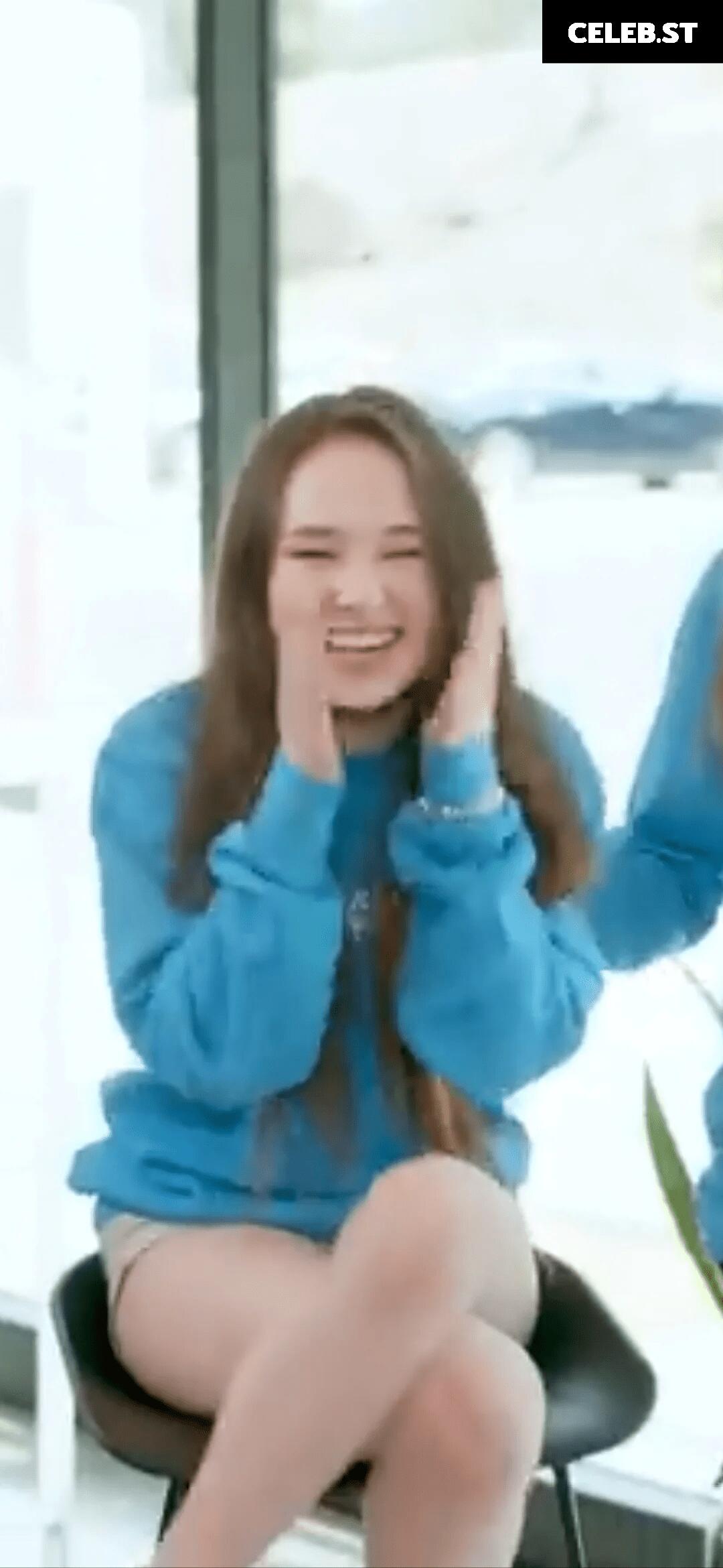 Tinakitten Image 12521415