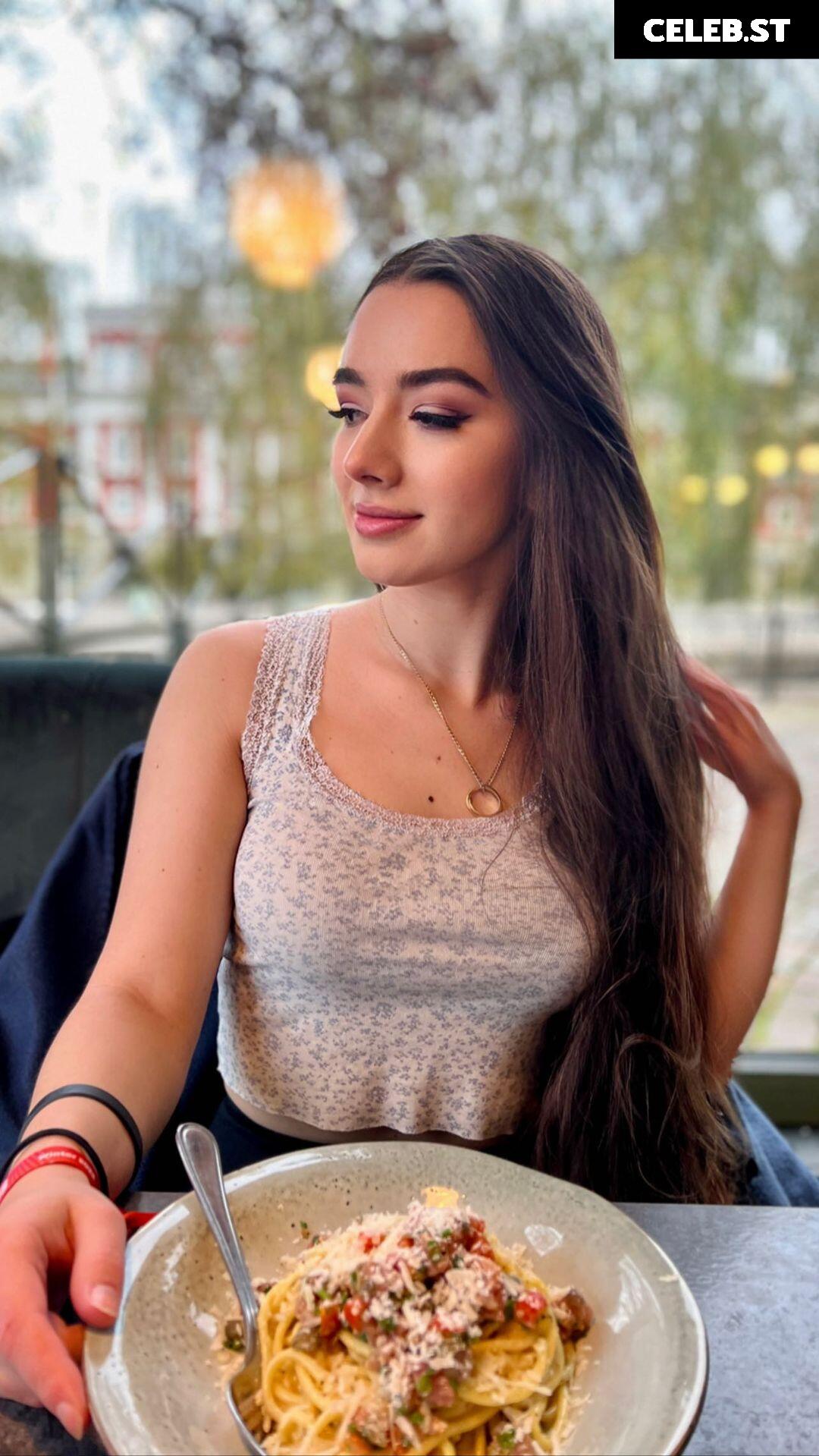 Miss Mikkaa / missmikkaa Image 12521391