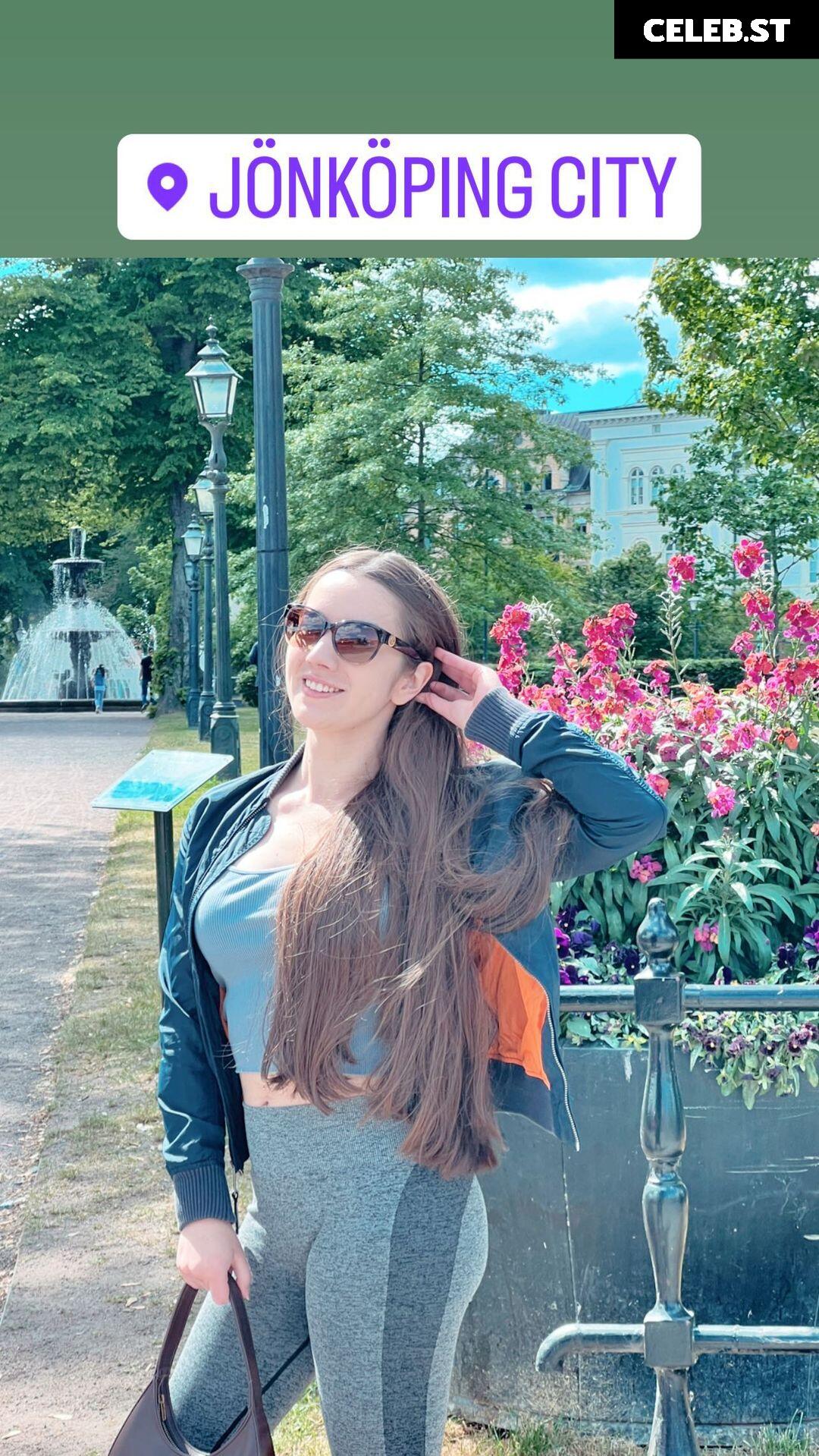 Miss Mikkaa / missmikkaa Image 12521388