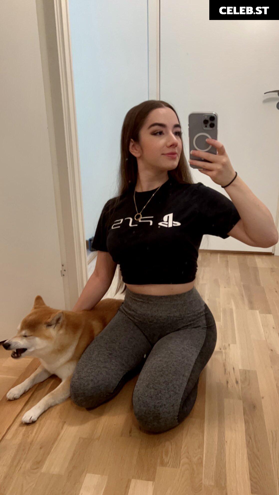 Miss Mikkaa / missmikkaa Image 12521375