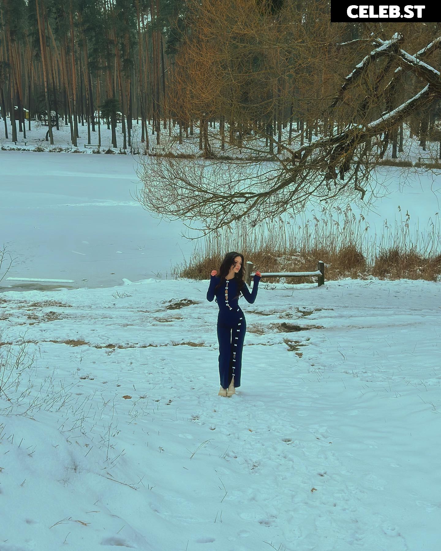 Sofia Chernasova / chernasova.sofia / soniachrn / Чернасова Софія Image 12520668