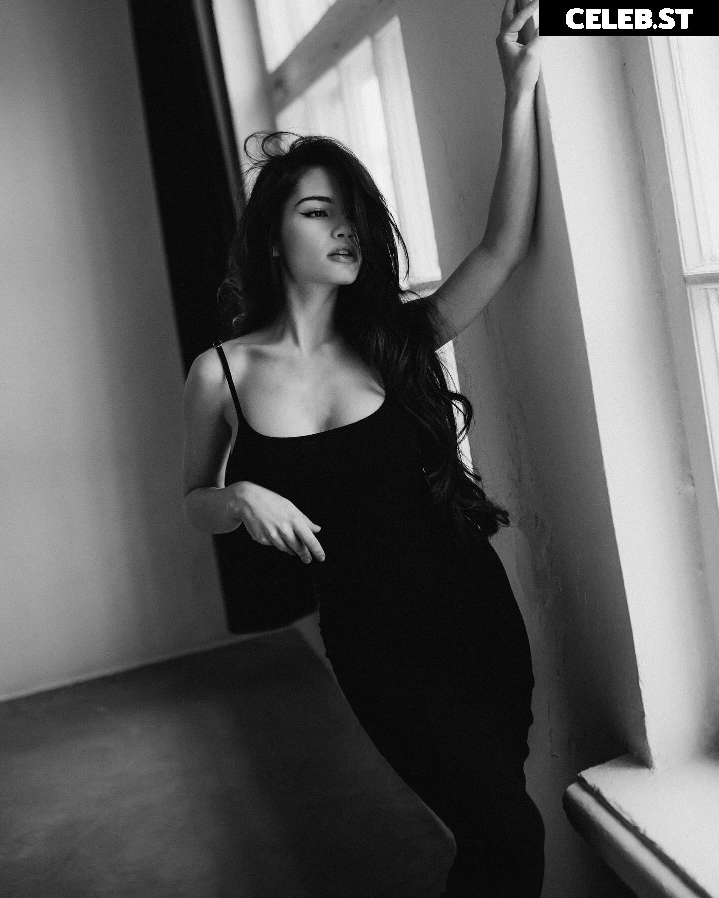 Sofia Chernasova / chernasova.sofia / soniachrn / Чернасова Софія Image 12520672