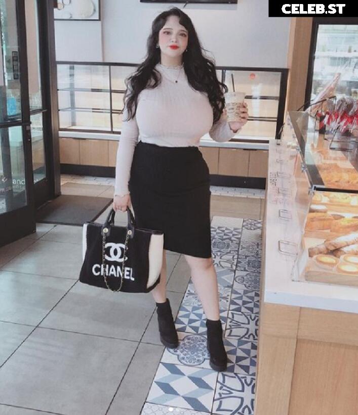 Lizabeth / Bunnyjingg Image 12522934