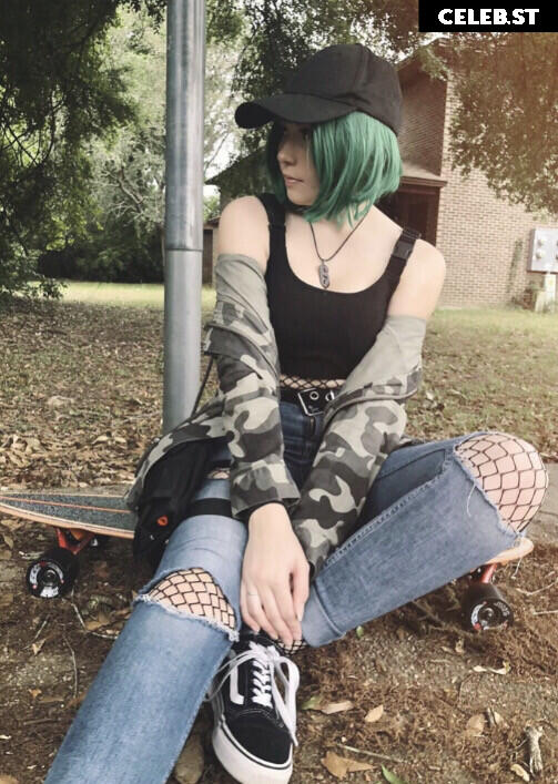 Aestheticallydorky | Ellie Image 12522314